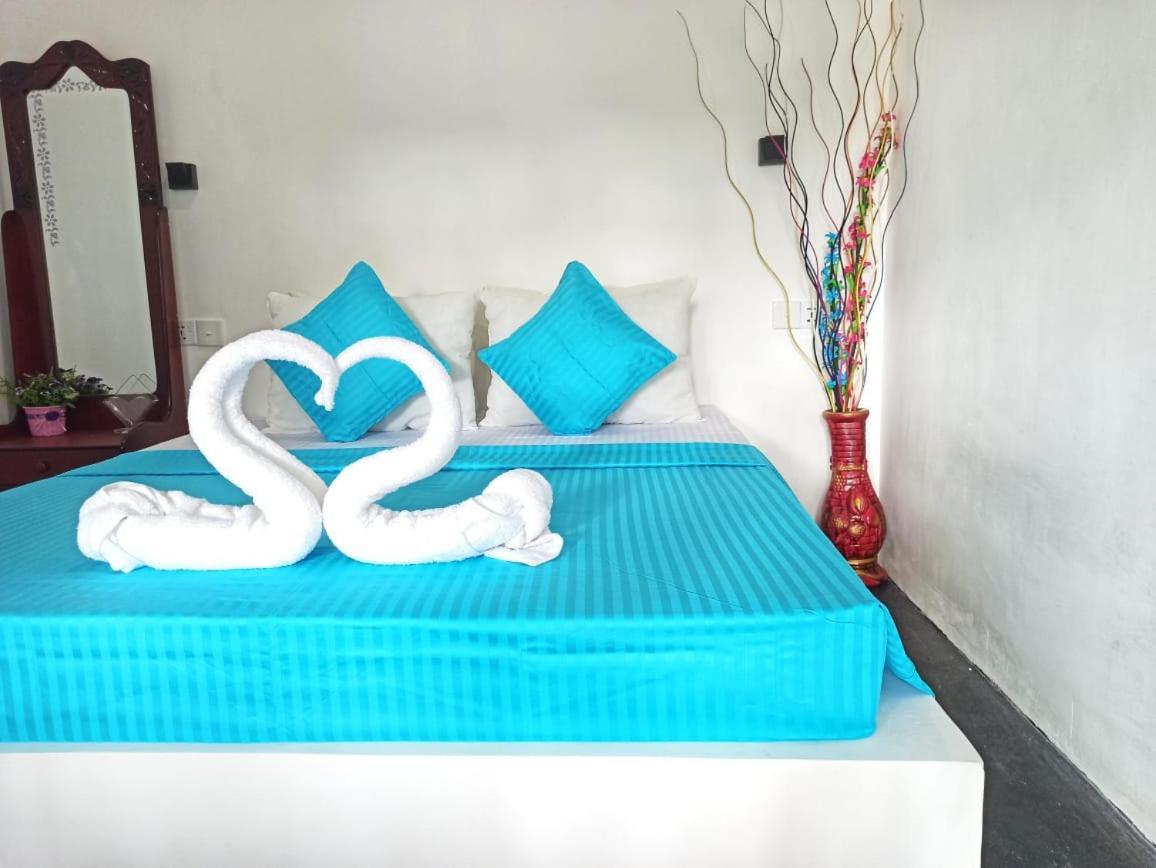 Dimuthu Homestay Udawalawe Kamer foto